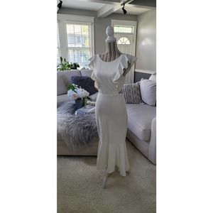 Saints+Secrets Women's White Fit And Flare Ruffle Bottom Maxi Dress Size Large